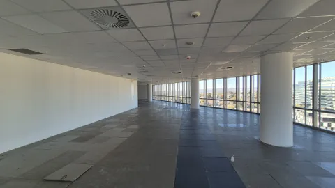 102 Rivonia Road, Sandton has a 375m² Office Space Available To Let (7)